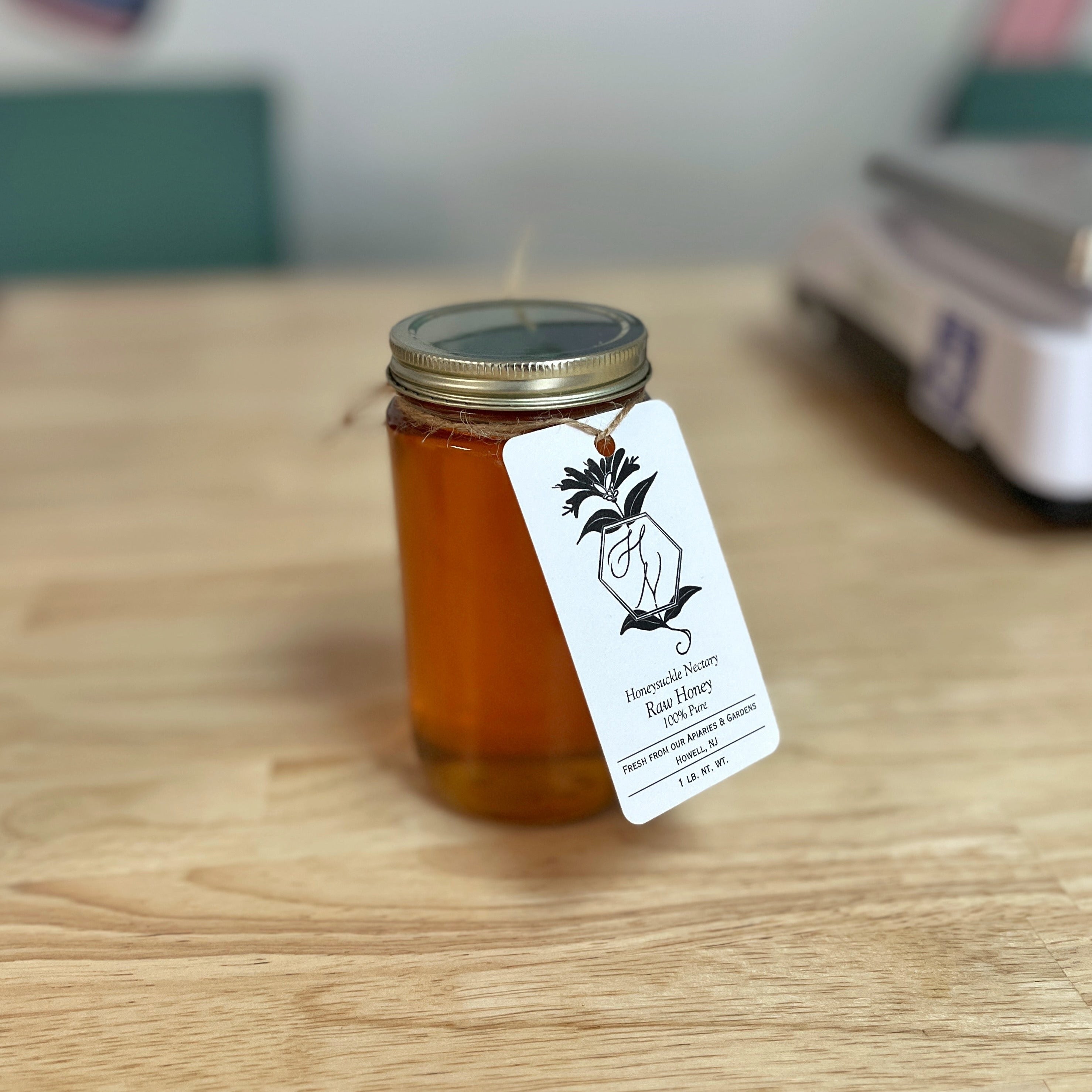Honeysuckle Nectary | Raw Local Honey